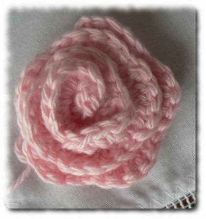 Rose_crochet.jpg